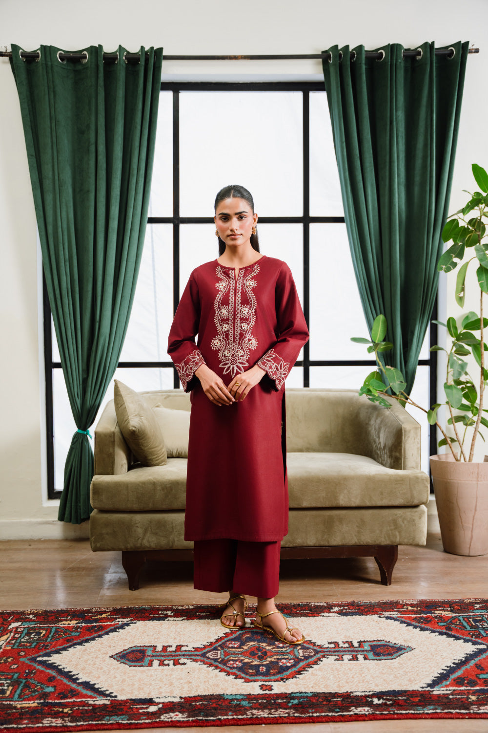 Fiora 2pc Stitched Embroidered - Talia 8502